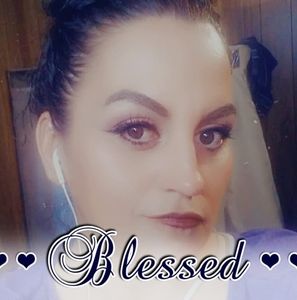 Meet your Posher, Cristina